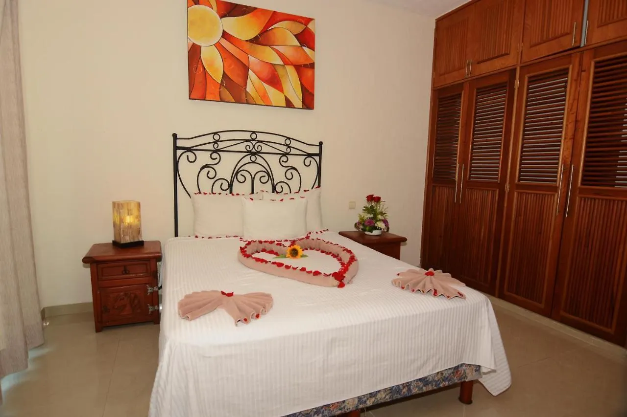 Rinconada Del Mar Apartamentos Playa del Carmen 3*,  Meksyk
